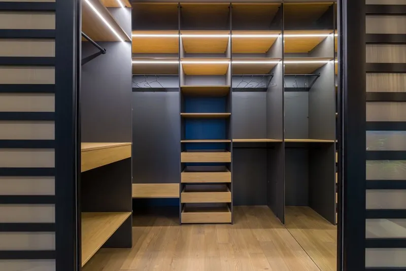 Semi-custom closet