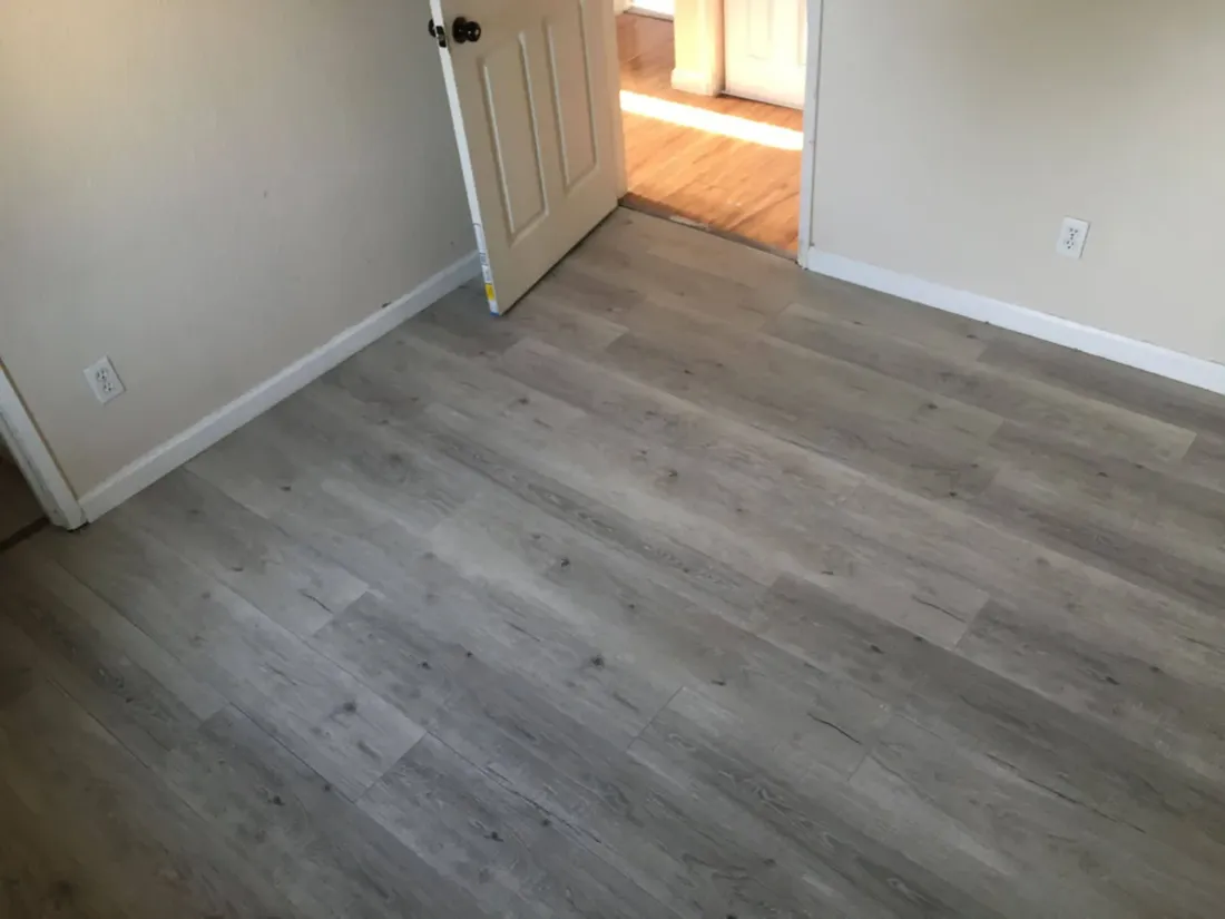Plank floor install — Houston, TX
