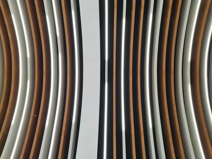 Wood-slat ceiling