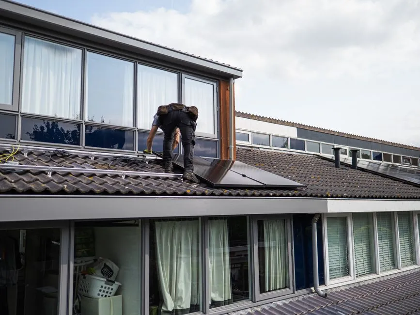 Rooftop solar array