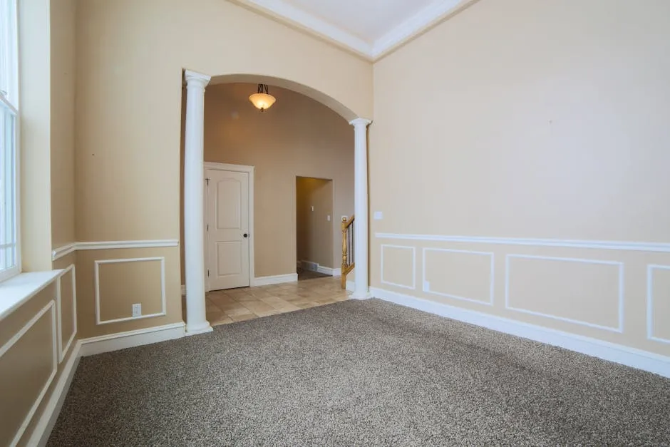 Hallway trim